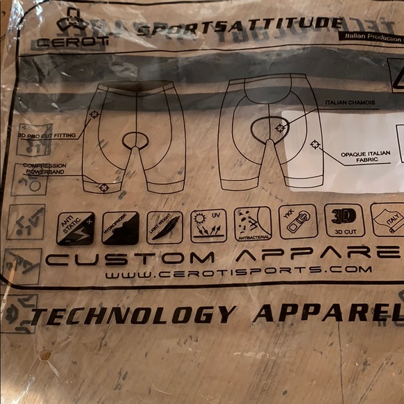 Men Italian Ceroti  bike shorts. - Picture 5 of 6